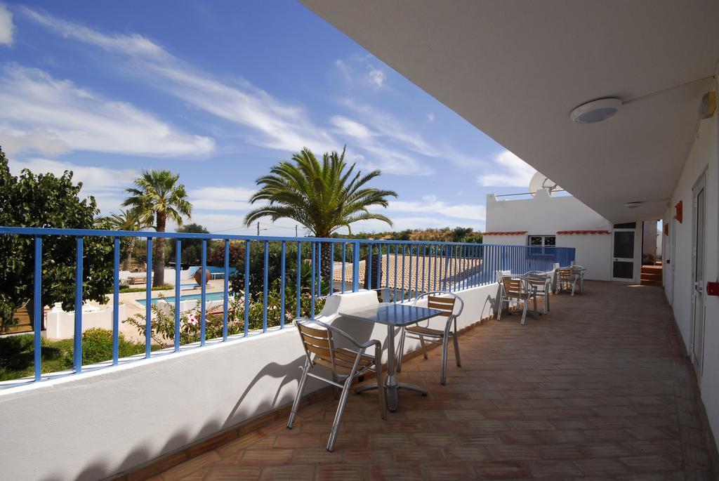Centre Algarve Hotel Moncarapacho Exterior photo
